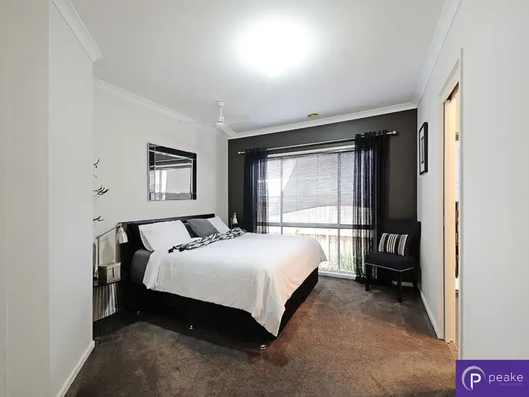 Seventh view of Homely house listing, 19 Mathoura Court, Berwick VIC 3806