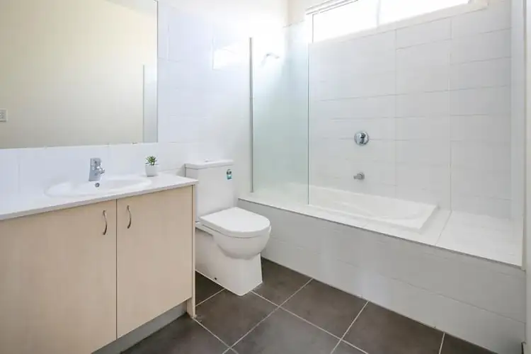 Sixth view of Homely unit listing, 2/256-258 Glenlyon Road, Fitzroy North VIC 3068