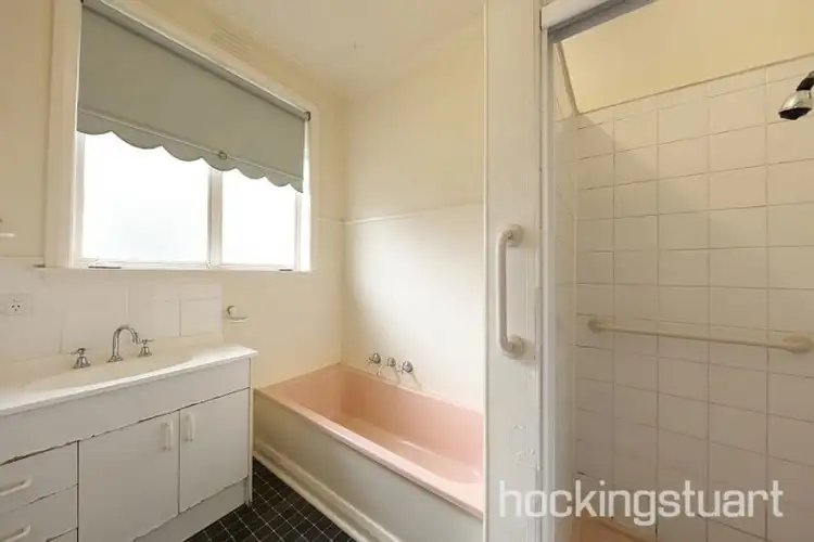 Fourth view of Homely house listing, 9 Noora Avenue, Bentleigh East VIC 3165