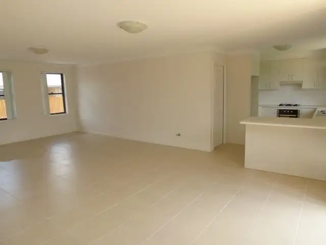 Third view of Homely villa listing, 16/95 Gibson Street, Goulburn NSW 2580
