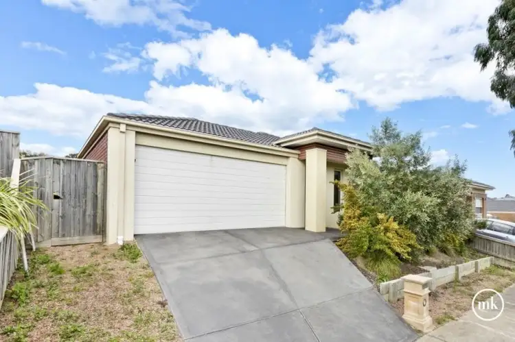 12 Sunningdale Road, Doreen VIC 3754