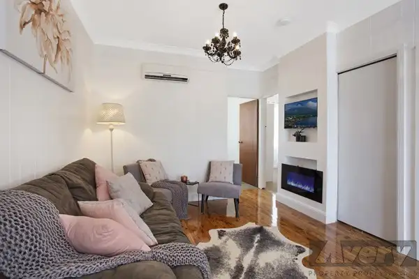 Fourth view of Homely house listing, 8 Aspinall Way, Booragul NSW 2284