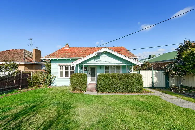 61 Lloyd Street, Strathmore VIC 3041