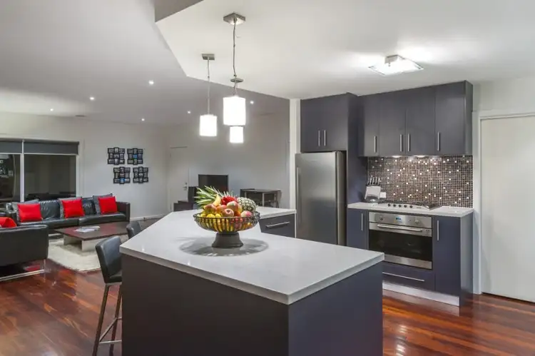 Third view of Homely house listing, 10 Mayfin Court, Sunbury VIC 3429