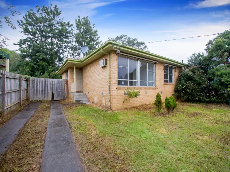 8 Telopea Crescent, Frankston North VIC 3200