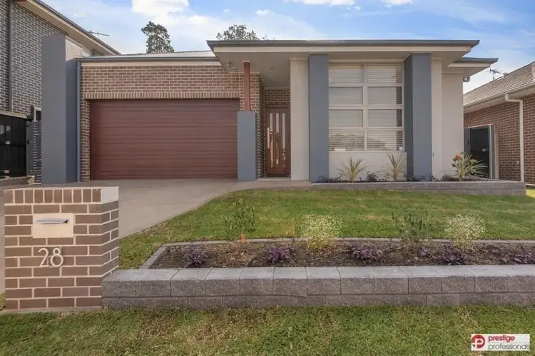 28 Travers Street, Moorebank NSW 2170