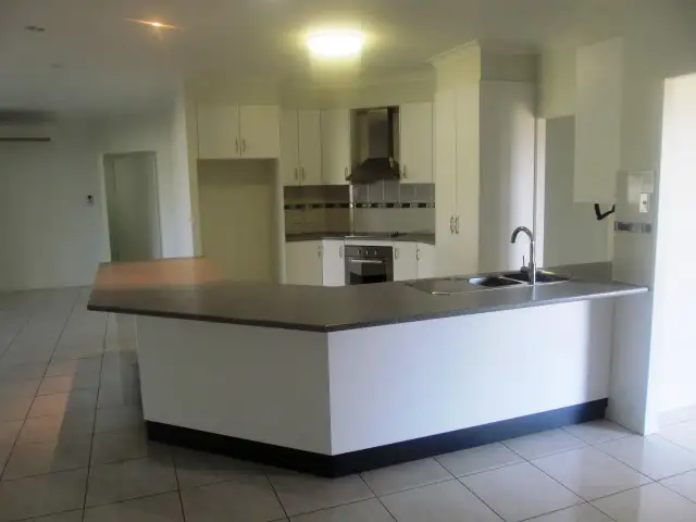 Fifth view of Homely house listing, 1 Morgan Place, Emerald QLD 4720