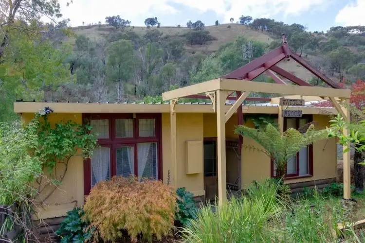 65 Long Gully Road, Flowerdale VIC 3658