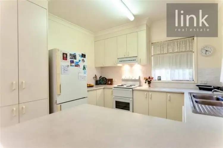 Fifth view of Homely townhouse listing, 1/947 Padman Drive, West Albury NSW 2640