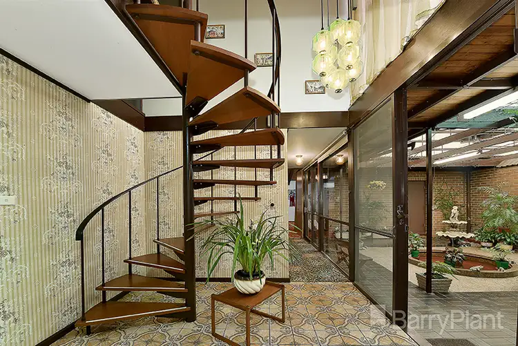 Second view of Homely house listing, 6 Mead Court, Oakleigh VIC 3166