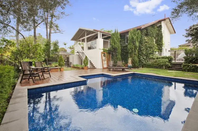 1 Berrigan Street, Southport QLD 4215