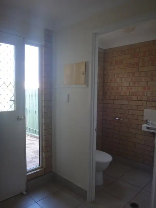 Sixth view of Homely house listing, 1/143 Egerton Street, Emerald QLD 4720