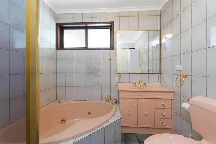 Sixth view of Homely house listing, 5 Bakulis Court, Beechworth VIC 3747