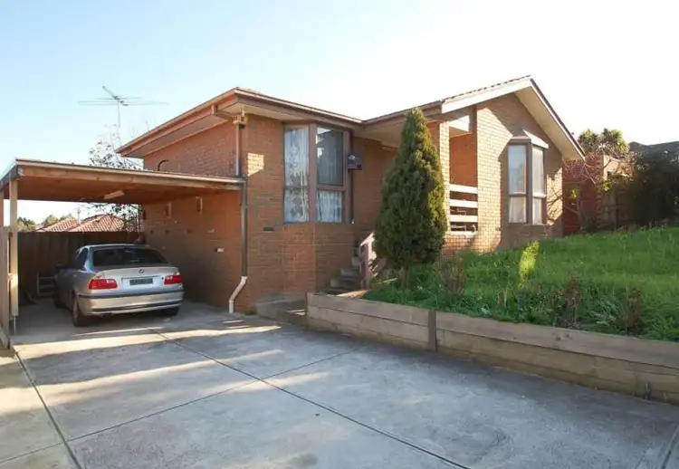 13 Green Valley Grove, Meadow Heights VIC 3048