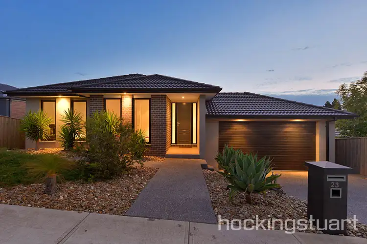 23 Bushlark Court, Berwick VIC 3806