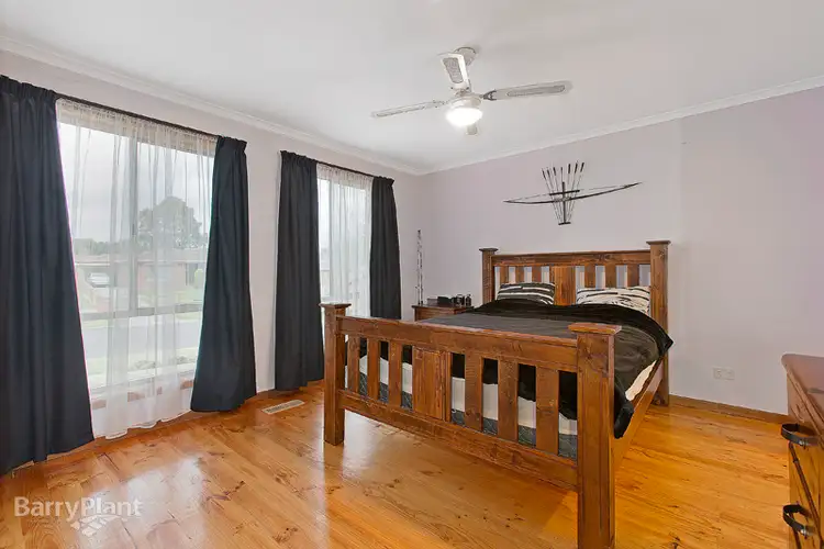 Fifth view of Homely house listing, 17 Cardamon Drive, Hallam VIC 3803
