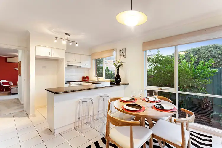 Fourth view of Homely unit listing, 2/20 Amdura Road, Doncaster East VIC 3109
