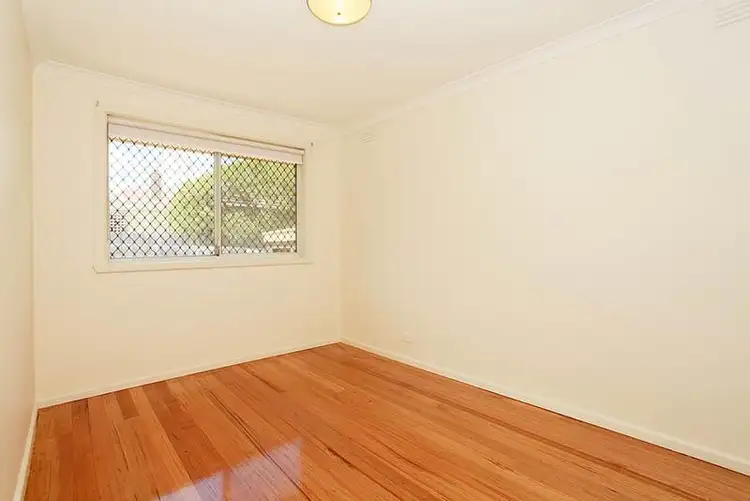 Sixth view of Homely unit listing, 2/1 Frier Avenue, Reservoir VIC 3073
