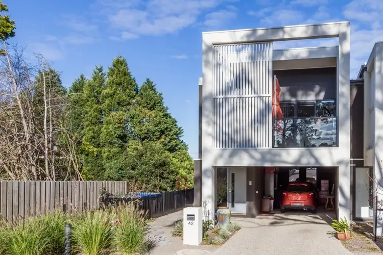 42 Oak Terrace, Wheelers Hill VIC 3150