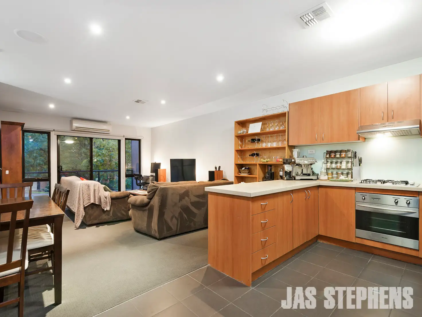 Main view of Homely townhouse listing, 10/127 Somerville Road, Yarraville VIC 3013