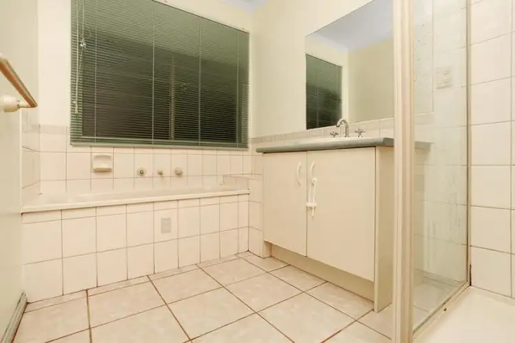 Sixth view of Homely house listing, 3 Ford Court, Truganina VIC 3029