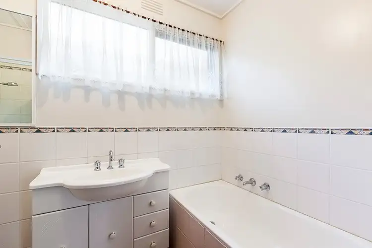 Fourth view of Homely unit listing, 1/10 Brooks Crescent, Diamond Creek VIC 3089