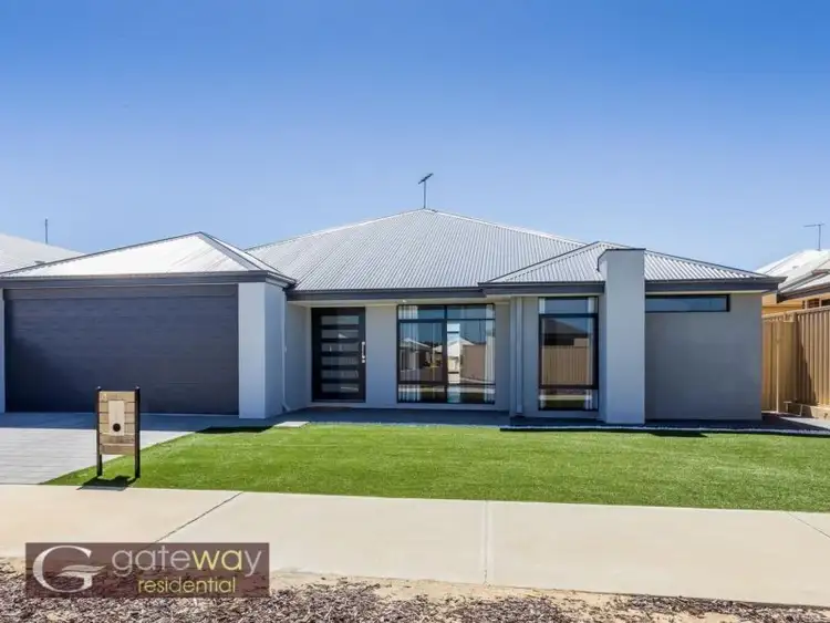 4 McIntosh Street, Hammond Park WA 6164