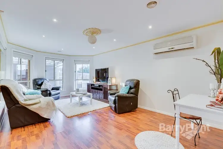 Fifth view of Homely house listing, 33 Pilgrim Drive, Hillside VIC 3037