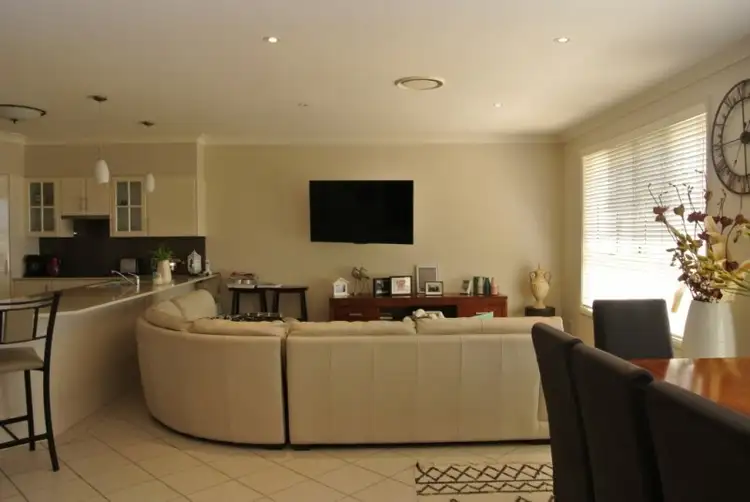 Fifth view of Homely house listing, 21 Lakeview Crescent, Raymond Terrace NSW 2324