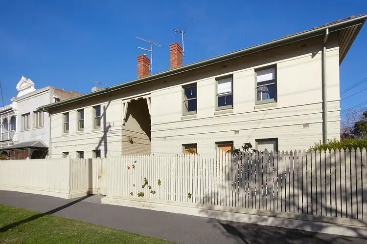 2/61 Canterbury Road, Middle Park VIC 3206