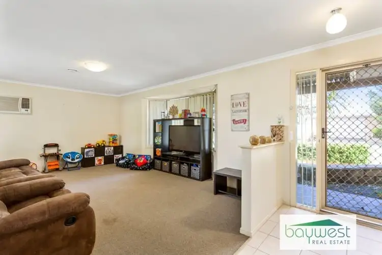 Fifth view of Homely house listing, 2 Thomas Place, Hastings VIC 3915