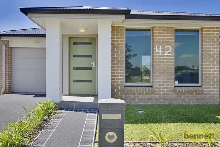 42 Howarth Street, Ropes Crossing NSW 2760