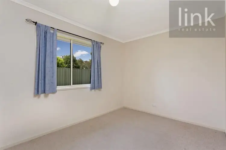 Fifth view of Homely house listing, 18 Creasey Place, Glenroy NSW 2640