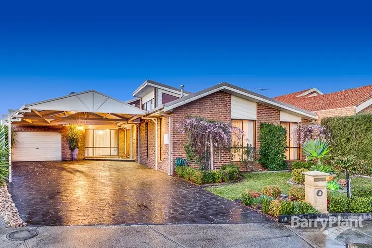 10 Rainbow Court, Taylors Lakes VIC 3038