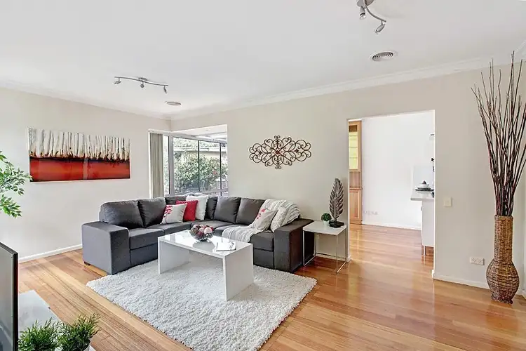 14 Aurum Crescent, Ringwood North VIC 3134