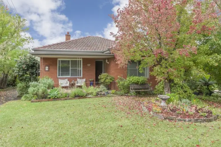 14 Burns Road, Springwood NSW 2777