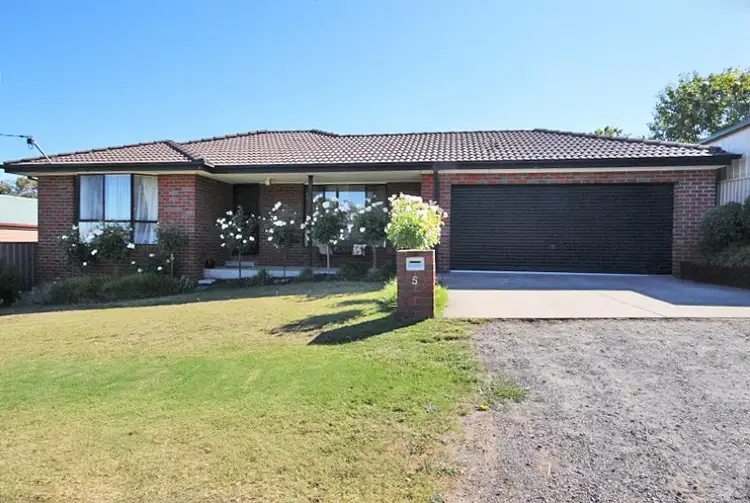 5 McAuley Drive, Brown Hill VIC 3350