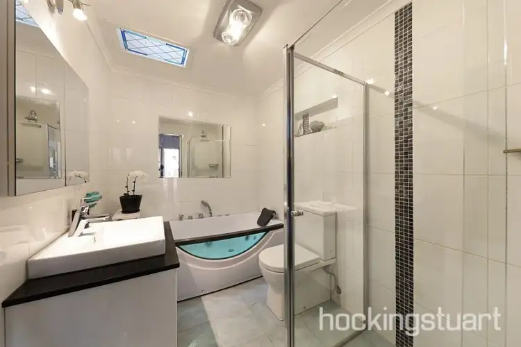 Sixth view of Homely house listing, 2 Patricia Street, Bentleigh East VIC 3165