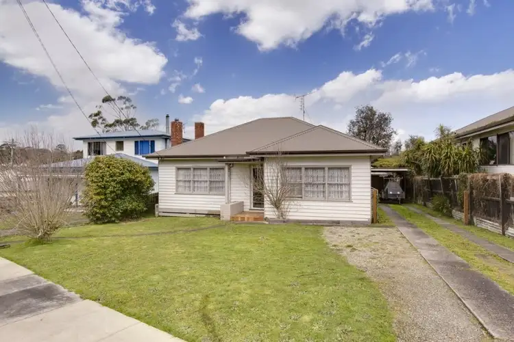 75 Victoria, Korumburra VIC 3950