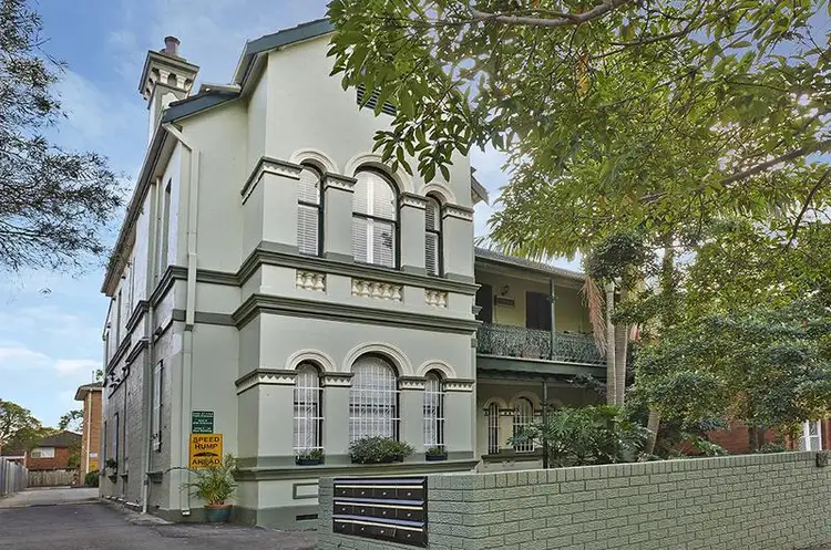 1/12 Cecil Street, Ashfield NSW 2131