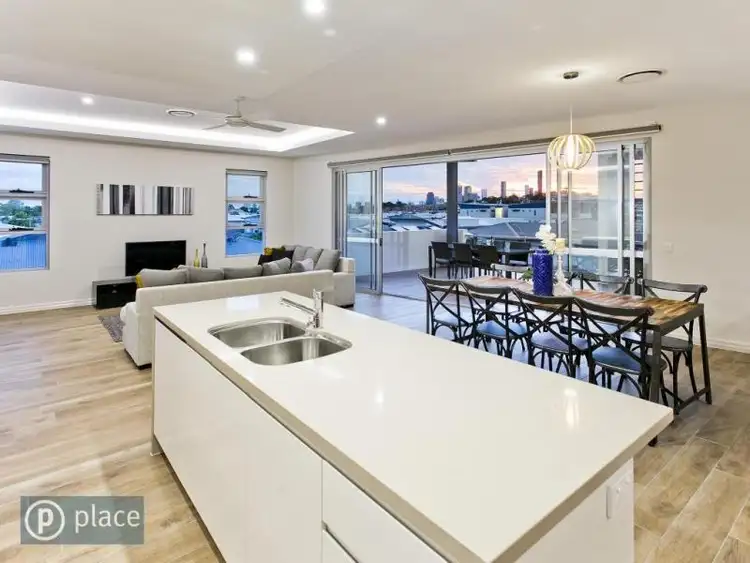 Main view of Homely unit listing, 37/16 Corio Street, Bulimba QLD 4171