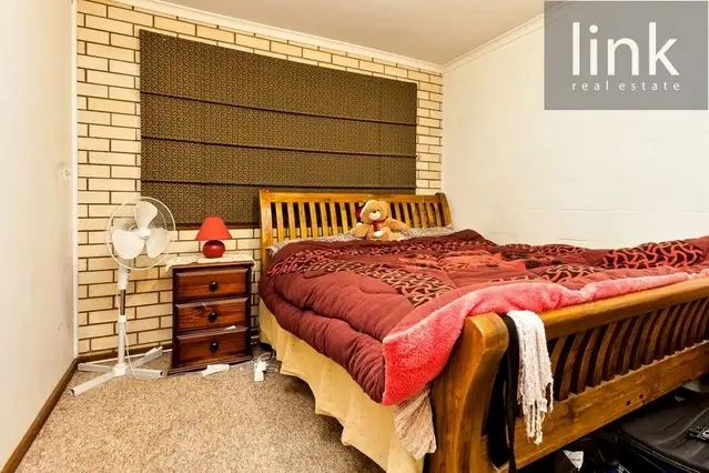 Sixth view of Homely unit listing, 2/519 Schubach Street, East Albury NSW 2640