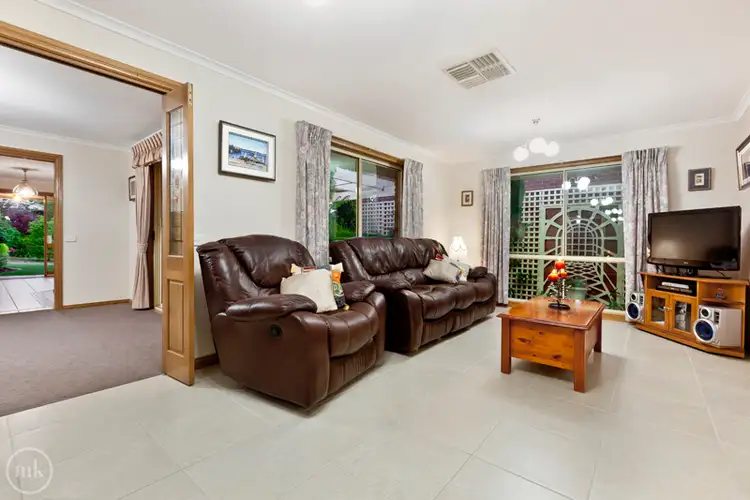 Third view of Homely house listing, 7 Willaura Place, Yallambie VIC 3085