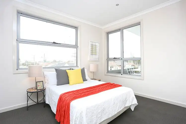 Fifth view of Homely apartment listing, 1/23 Suffolk Road, Sunshine North VIC 3020