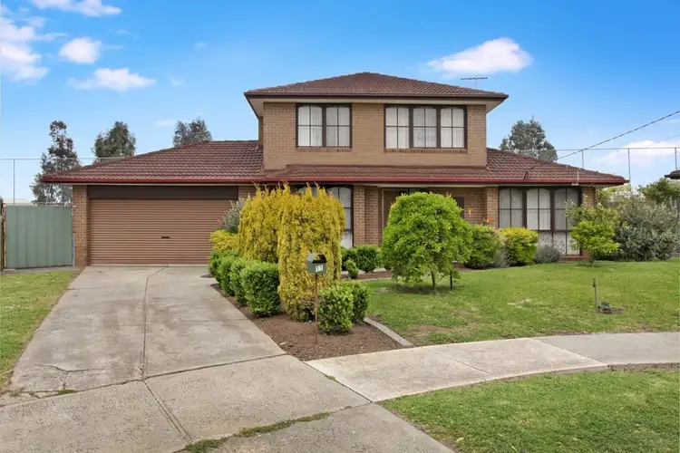 11 Oakhurst Court, Gladstone Park VIC 3043