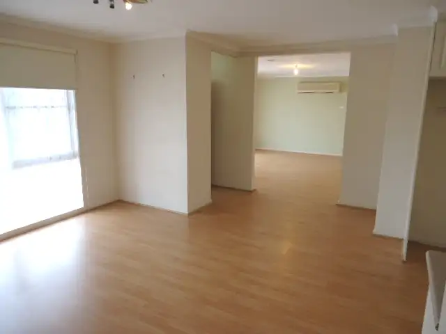 Fifth view of Homely house listing, 29 Kerrison drive, Hampton Park VIC 3976