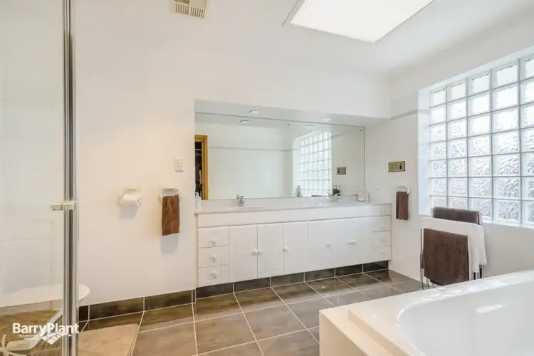 Seventh view of Homely house listing, 6 Greylea Grove, Seabrook VIC 3028