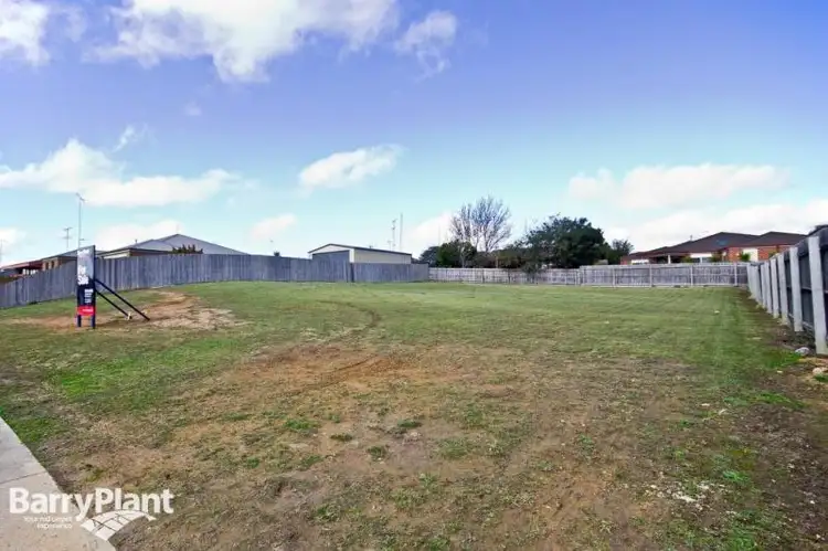 25 Oak Avenue, Traralgon VIC 3844