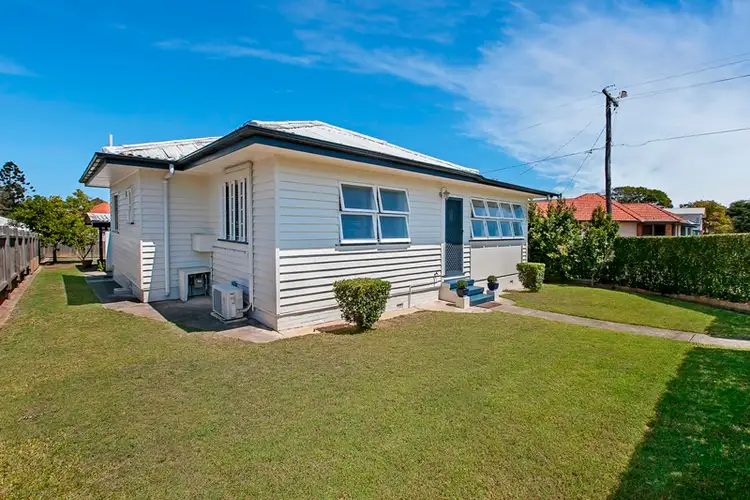 28 Aveling St, Wavell Heights QLD 4012