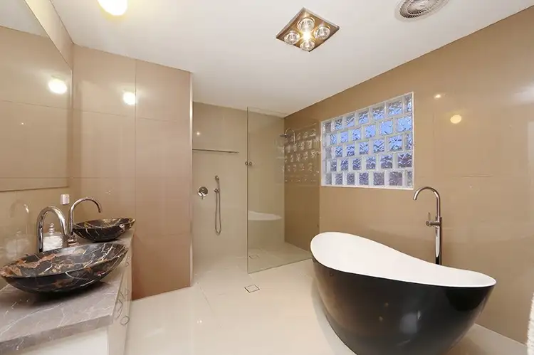 Second view of Homely house listing, 7 Daniella Court, Rowville VIC 3178